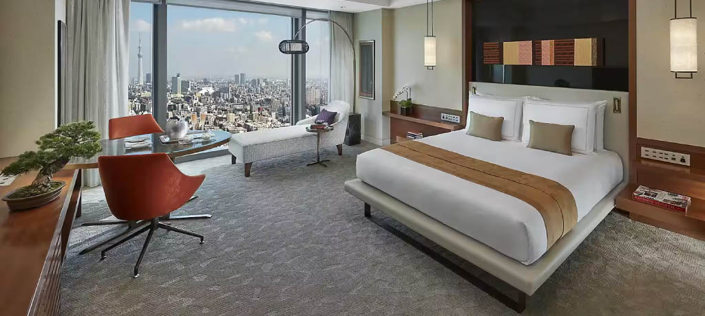 Mandarin Oriental Tokyo Deluxe Premier Room